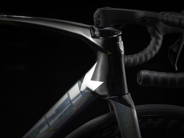 Bicykel Trek Émonda SLR 9 Dark Prismatic/Trek Black 2024