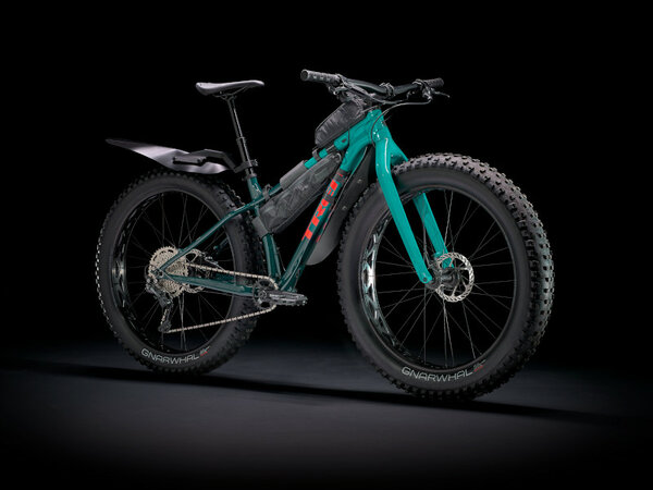 Bicykel Trek Farley 5 Nautical Navy to Teal Fade 2022