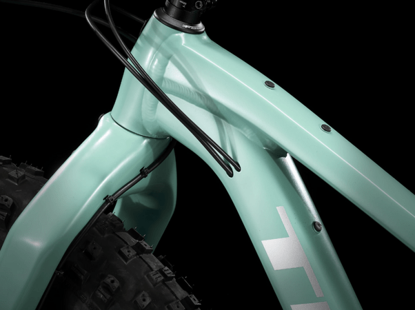 Bicykel Trek Farley 5 Satin Blue Sage to Lithium Grey Fade 2026