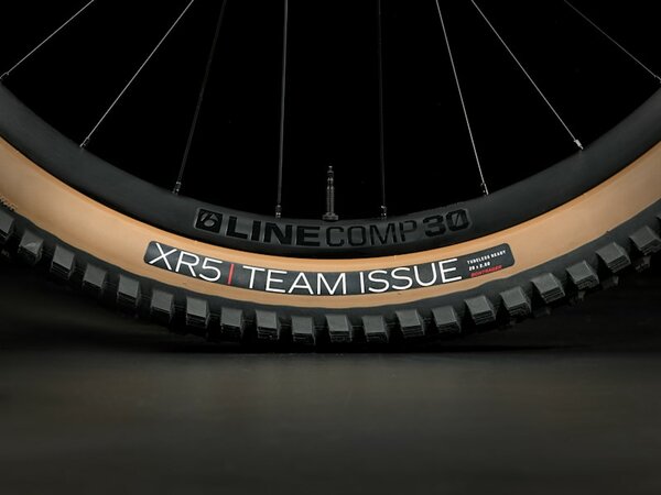 Bicykel Trek Fuel EX 8 XT Gen 6 Nautical Navy 2025