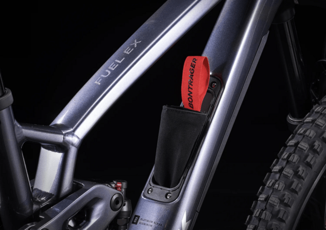 Bicykel Trek Fuel EX 8 Gen 6 Galactic Grey To Black Fade 2023