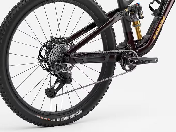 Bicykel Trek Fuel EX 9.8 XT Di2 Gloss Dark Carmine/Matte Trek Black 2027