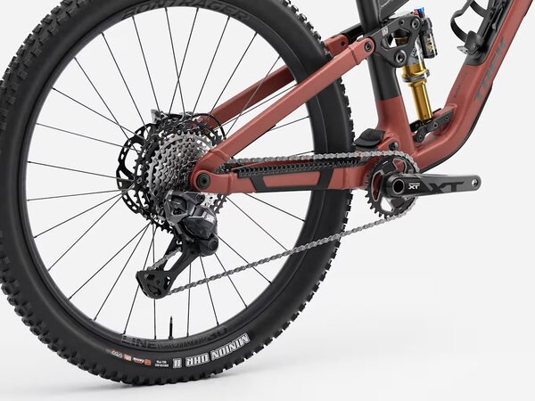 Bicykel Trek Fuel EX 9 XT Di2 Matte Sedona Red/Pennyflake Splatter 2027