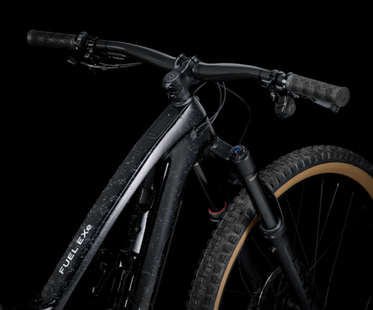 Elektrobicykel Trek Fuel EXe 9.8 GX AXS T-Typ Dark Star 2025