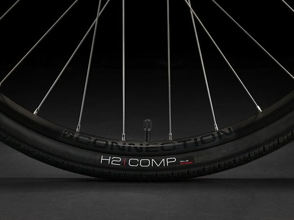 Bicykel Trek FX 2 Mid-step Gen 4 Lava 2025