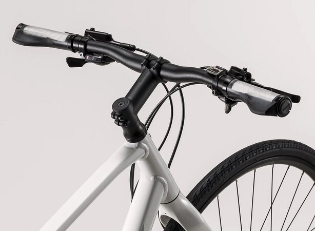 Bicykel Trek FX 3 Disc Crystal White 2021