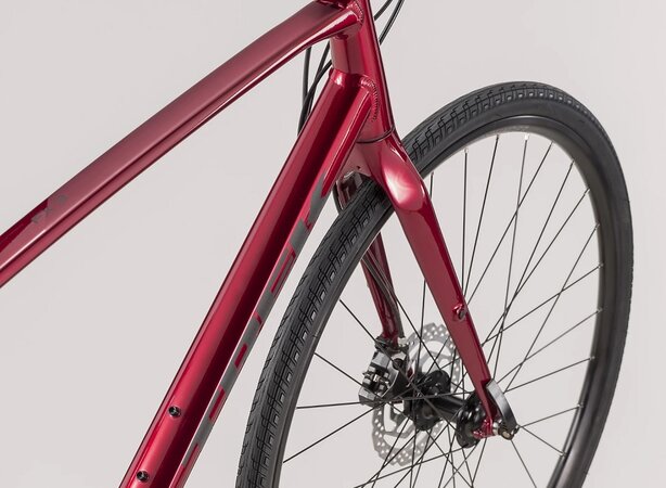 Bicykel Trek FX 3 Disc Rage Red 2021