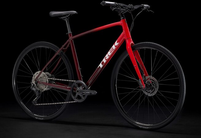 Bicykel Trek FX 3 Disc Viper Red to Cobra Blood Fade 2023