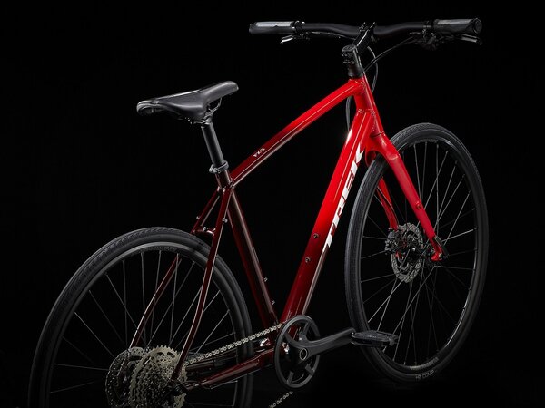 Bicykel Trek FX 3 Disc Viper Red to Cobra Blood Fade 2023