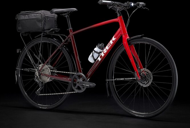 Bicykel Trek FX 3 Disc Viper Red to Cobra Blood Fade 2023