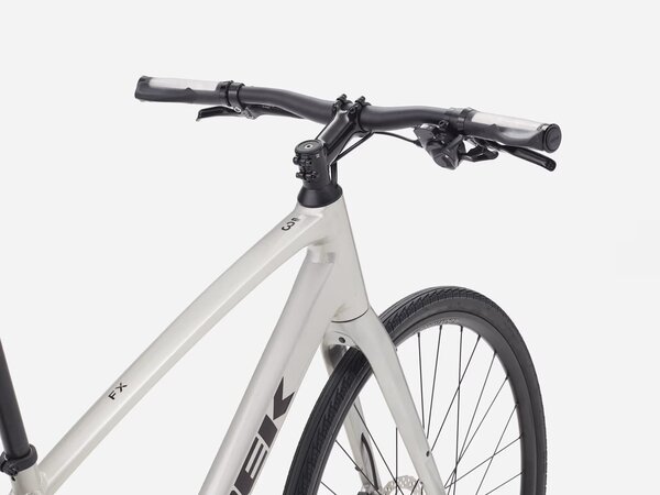 Bicykel Trek FX 3 Stepover Gen 4 Lunar Silver 2026