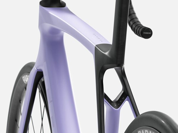Bicykel Trek Madone SL 5 Gen 8 Matte Lavender Haze/Deep Smoke 2026