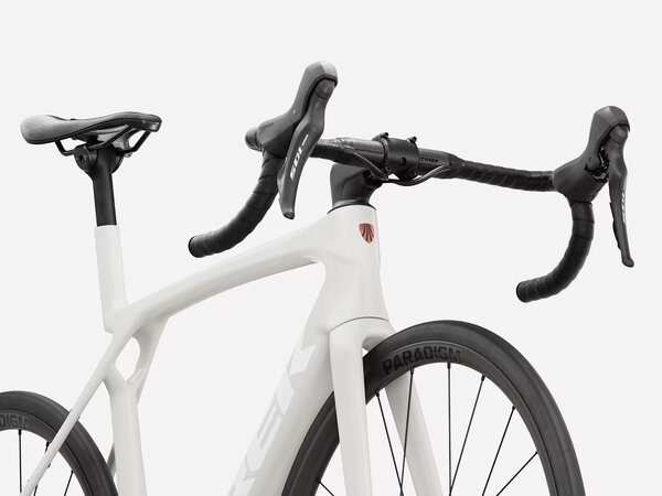 Bicykel Trek Madone SL 5 Gen 8 Era White 2027