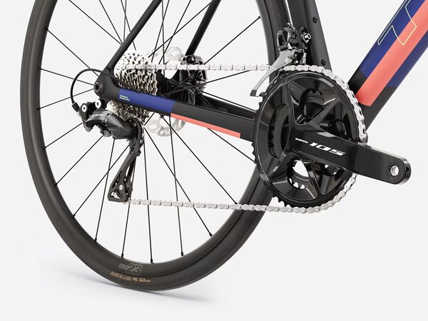 Bicykel Trek Madone SL 5 Gen 8 Matte Cobalt Blue/Trek Black/Living Coral 2027