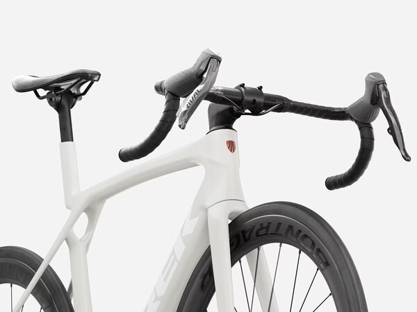 Bicykel Trek Madone SL 6 AXS Gen 8 Era White 2027