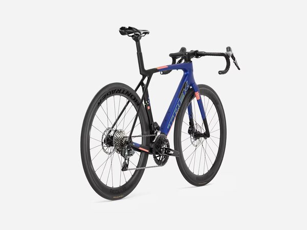 Bicykel Trek Madone SL 6 AXS Gen 8 Matte Cobalt Blue/Trek Black/Living Coral 2027