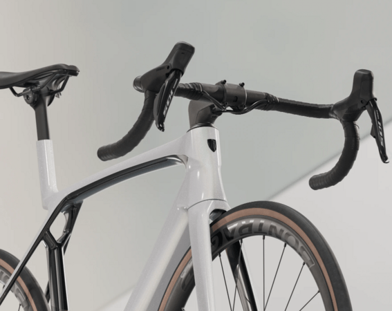 Bicykel Trek Madone SL 6 Gen 8 White Prismatic 2025