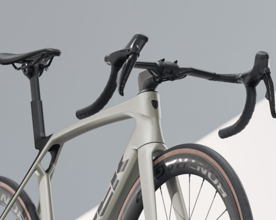 Bicykel Trek Madone SL 7 Gen 8 Matte Lunar Silver 2025