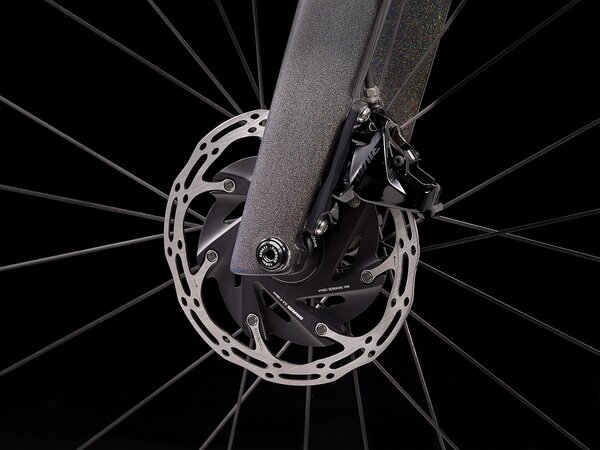 Bicykel Trek Madone SLR 6 eTap Gen 6 Dark Prismatic/Trek Black 2022