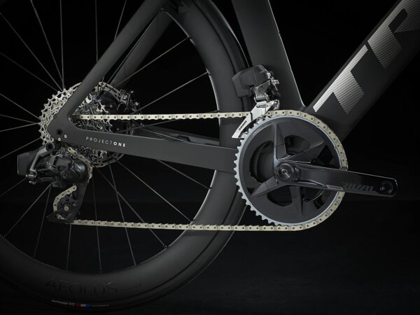 Bicykel Trek Madone SLR 6 eTap Gen 6 Matte Onyx Carbon 2022