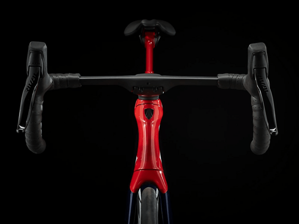 Bicykel Trek Madone SLR 6 eTap Gen 6 Navy Carbon Smoke/Viper Red 2022