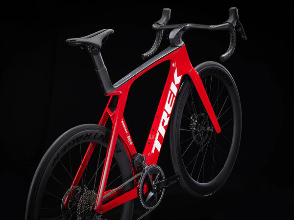 Bicykel Trek Madone SLR 6 eTap Gen 7 Viper Red 2024