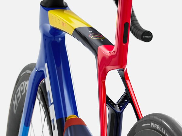 Bicykel Trek Madone SLR 7 AXS Team Replica 2026