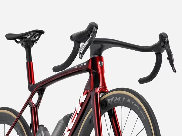 Bicykel Trek Madone SLR 7 AXS Carbon Red Smoke 2026