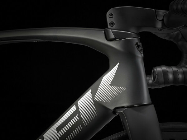 Bicykel Trek Madone SLR 7 eTap Gen 6 Matte Deep Smoke 2022