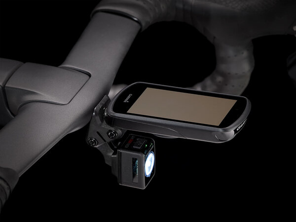 Bicykel Trek Madone SLR 7 eTap Gen 6 Navy Carbon Smoke/Blue 2022