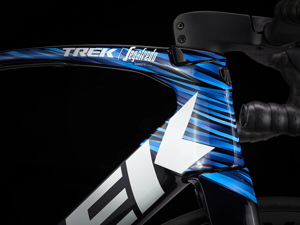 Bicykel Trek Madone SLR 7 eTap Gen 6 Navy Carbon Smoke/Blue 2022