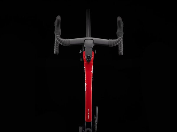 Bicykel Trek Madone SLR 7 eTap Gen 6 Navy Carbon Smoke/Viper Red 2023