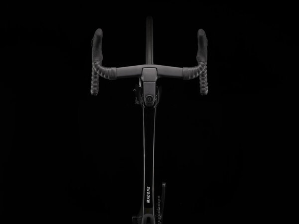 Bicykel Trek Madone SLR 7 Gen 6 Dark Prismatic/Trek Black 2022