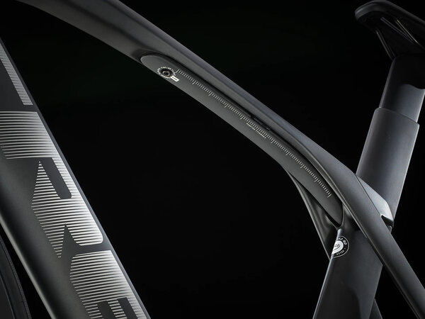 Bicykel Trek Madone SLR 7 Gen 6 Matte Deep Smoke 2022