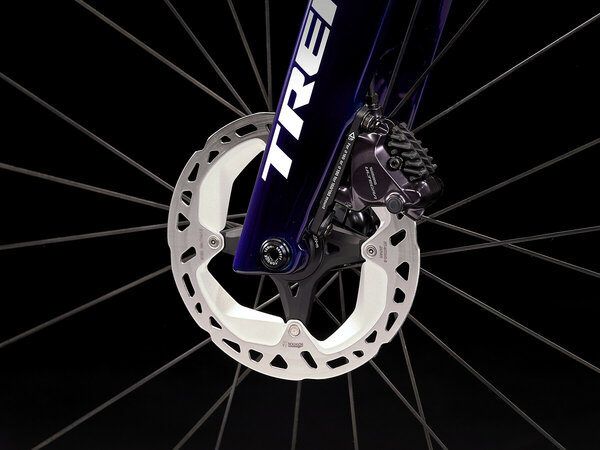 Bicykel Trek Madone SLR 7 Gen 6 Navy Carbon Smoke/Blue 2022