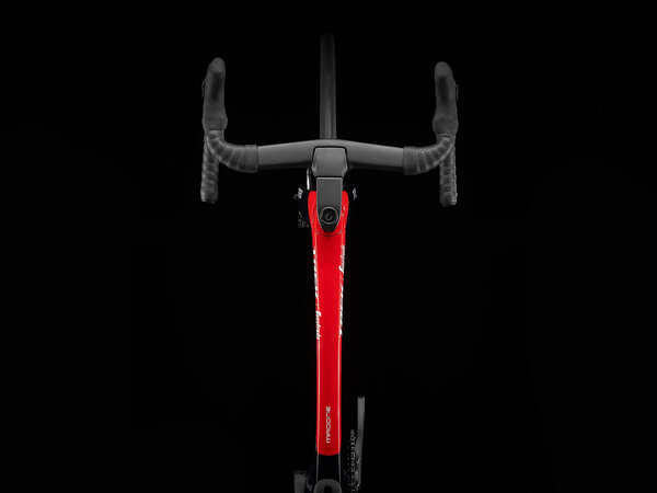 Bicykel Trek Madone SLR 7 Gen 6 Navy Carbon Smoke/Viper Red 2022