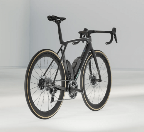 Bicykel Trek Madone SLR 8 AXS Gen 8 Matte Carbon Smoke/Prismatic Pearl 2025