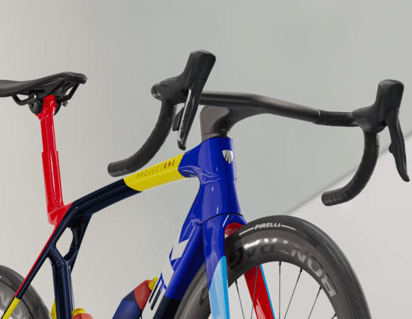 Bicykel Trek Madone SLR 8 AXS Gen 8 Team Replica 2025