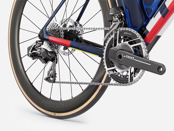 Bicykel Trek Madone SLR 9 AXS Gen 8 Lidl-Trek Team Replica 2027