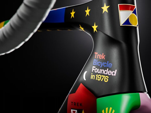 Bicykel Trek Madone SLR 9 AXS Gen 8 The First 50 ICON 2027