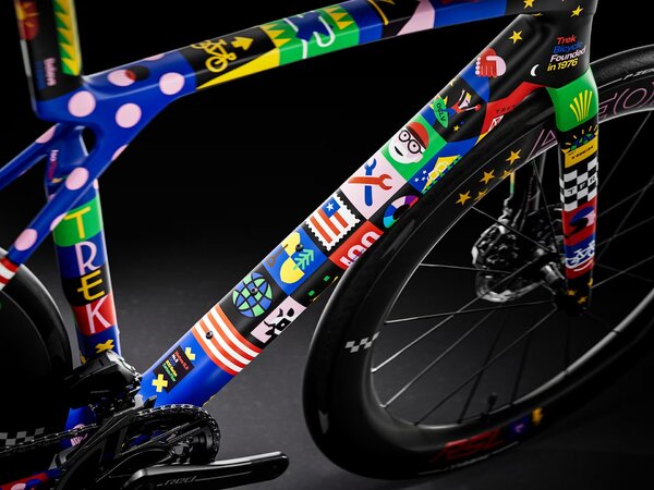 Bicykel Trek Madone SLR 9 AXS Gen 8 The First 50 ICON 2027