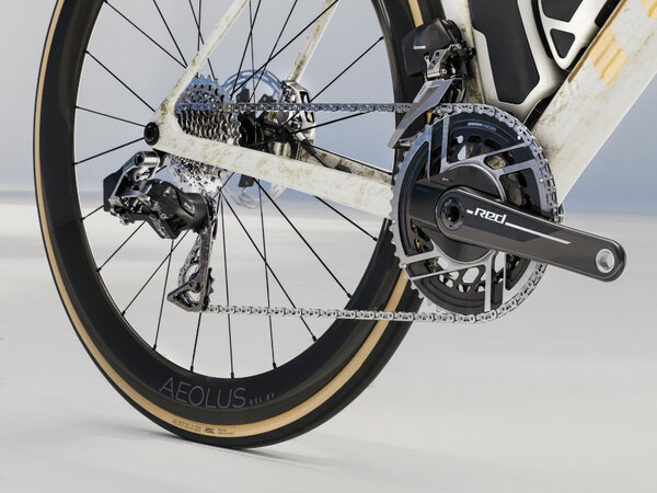 Bicykel Trek Madone SLR 9 AXS Gen 8 Era White/Supernova Marble 2026