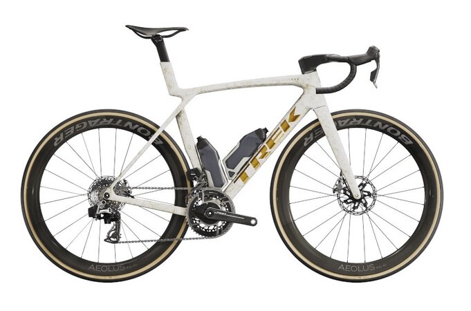 Bicykel Trek Madone SLR 9 AXS Gen 8 Era White/Supernova Marble 2026