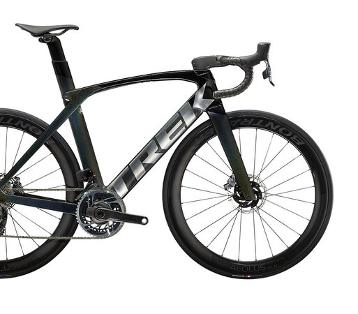 Bicykel Trek Madone SLR 9 eTap Gen 6 Dark Prismatic/Trek Black 2022