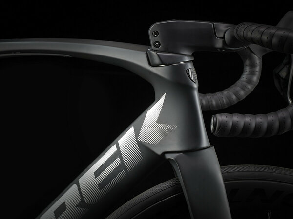 Bicykel Trek Madone SLR 9 eTap Gen 6 Matte Deep Smoke 2022