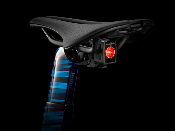 Bicykel Trek Madone SLR 9 eTap Gen 6 Navy Carbon Smoke/Blue 2022