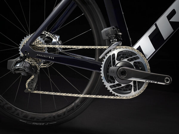 Bicykel Trek Madone SLR 9 eTap Gen 6 Navy Carbon Smoke/Blue 2022