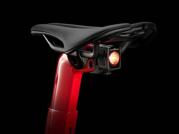 Bicykel Trek Madone SLR 9 eTap Gen 6 Navy Carbon Smoke/Viper Red 2022