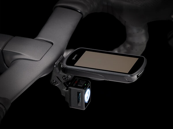 Bicykel Trek Madone SLR 9 eTap Gen 6 Navy Carbon Smoke/Viper Red 2022