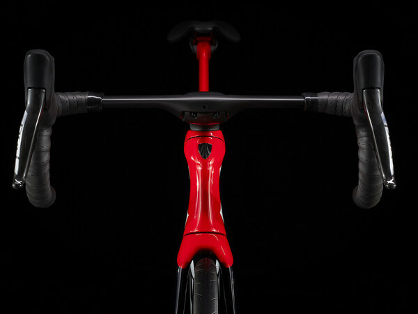 Bicykel Trek Madone SLR 9 eTap Gen 6 Navy Carbon Smoke/Viper Red 2022